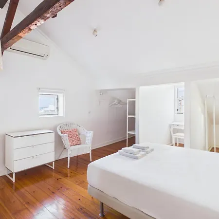 アパート Bright 2br Alfama W/ Ac | By Airnest