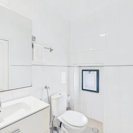 アパート Bright 2br Alfama W/ Ac | By Airnest