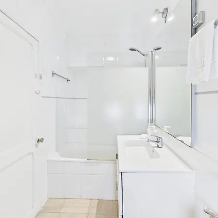 Bright 2br Alfama W/ Ac | By Airnest アパート リスボン