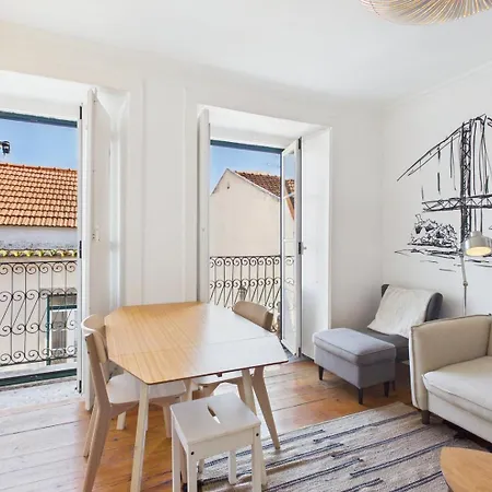 Bright 2br Alfama W/ Ac | By Airnest * リスボン