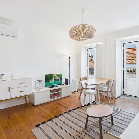 アパート Bright 2br Alfama W/ Ac | By Airnest