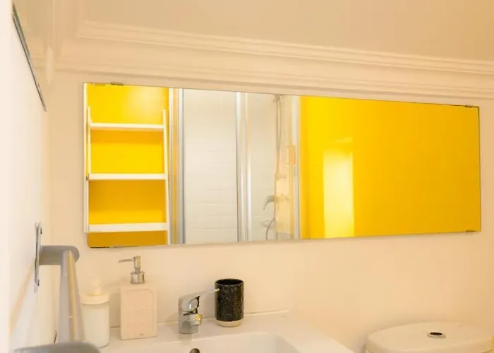 Bright 2br Alfama W/ Ac | By Airnest